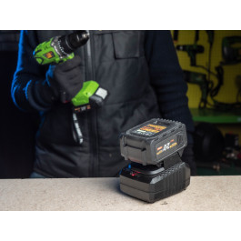 PROCRAFT Industrial nab&iacute;jačka pre 20V Li-Ion akumul&aacute;tory 95W 4A